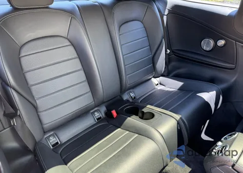 2018 Mercedes-Benz C 300 4Matic из США, поврежденный, VIN WDDWJ4KB3JF659952